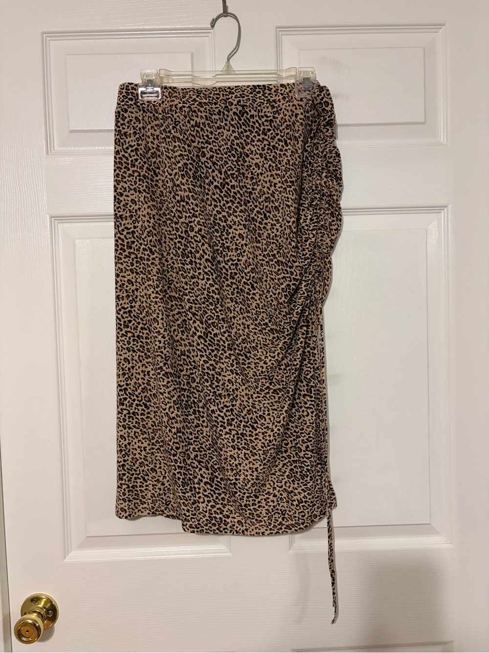 Leopard Print Midi Skirt w Leg Slit